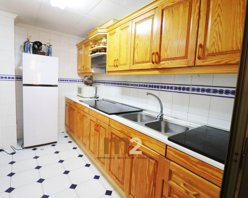 Segunda mano - Apartamento / piso - Guardamar del Segura - Mercadona
