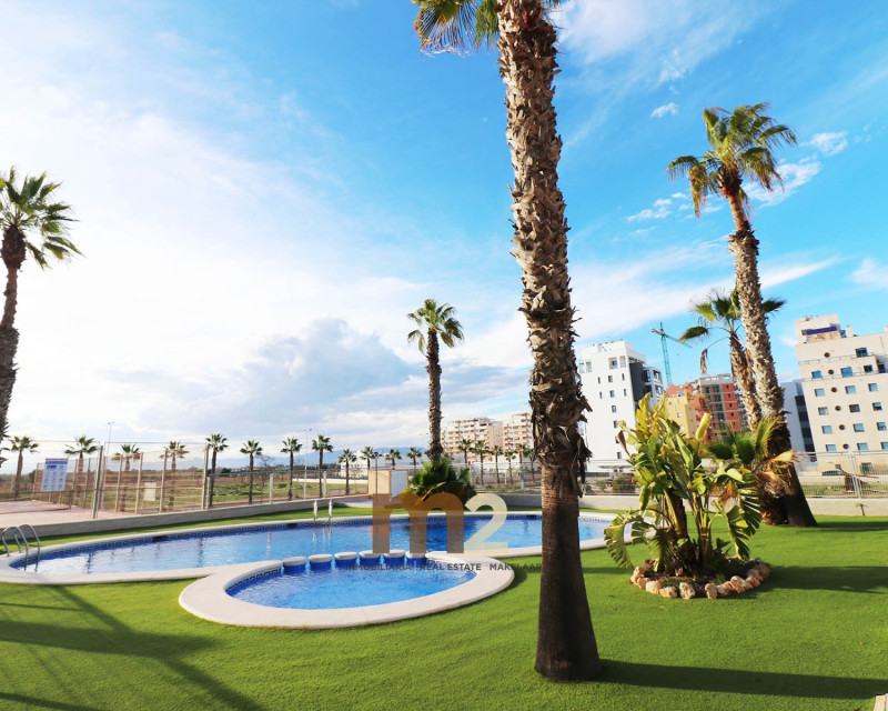 Alquiler a largo plazo - Apartamento / piso - Guardamar del Segura - SUP 7