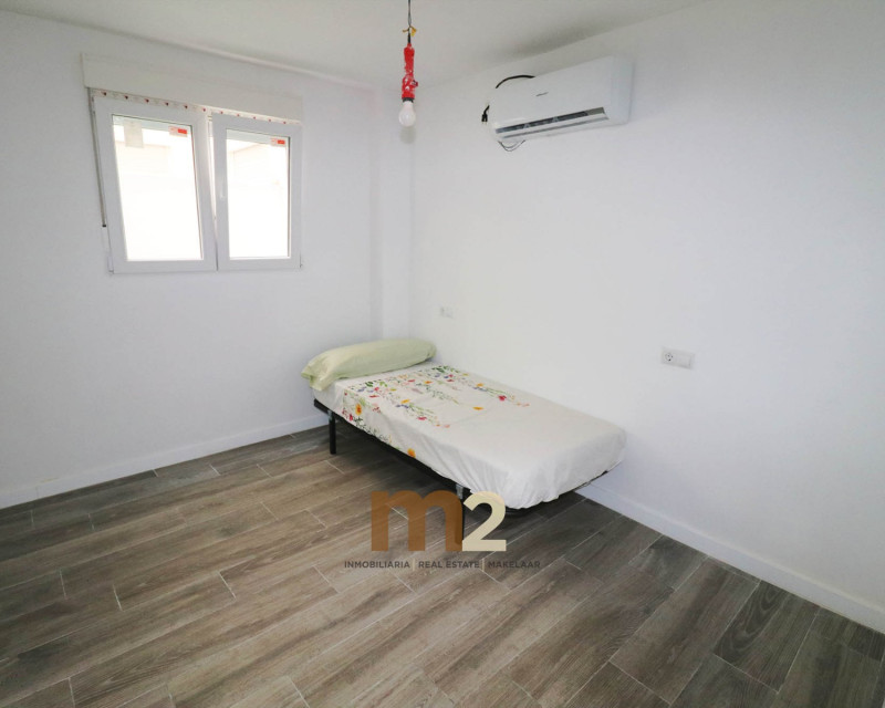 Segunda mano - Apartamento / piso - Guardamar del Segura - Mercadona