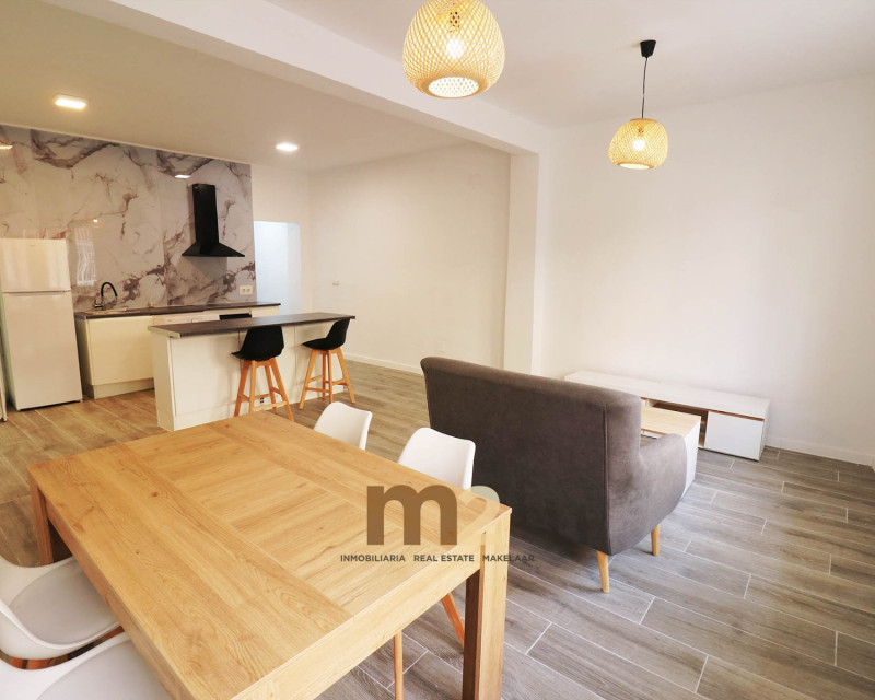 Segunda mano - Apartamento / piso - Guardamar del Segura - Mercadona