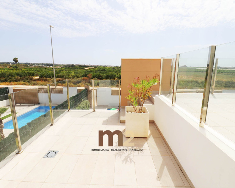 Herverkoop - Chalet - Guardamar del Segura - Urb. El Raso