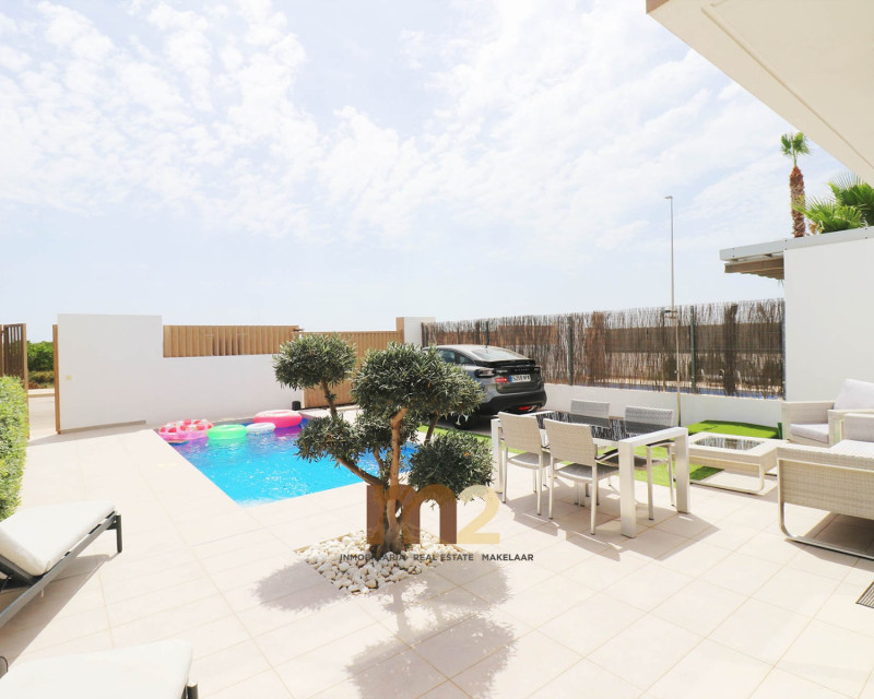 Herverkoop - Chalet - Guardamar del Segura - Urb. El Raso