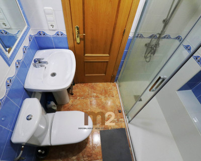Alquiler a largo plazo - Apartamento / piso - Guardamar del Segura - Mercadona