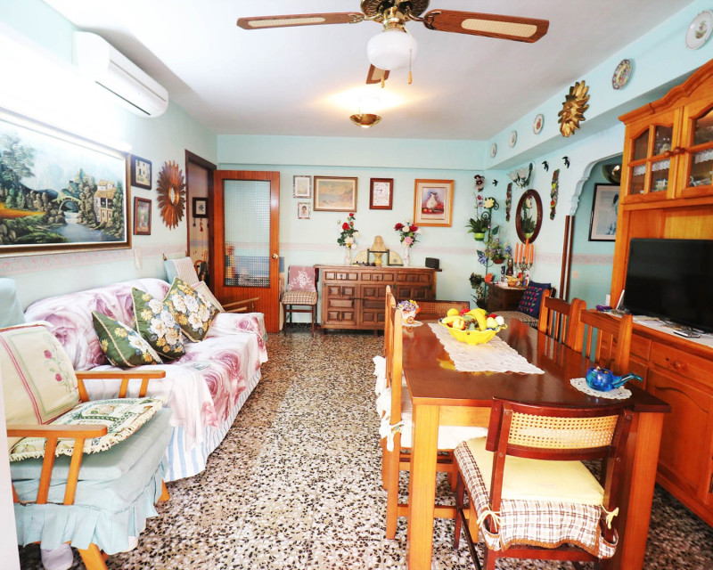 Segunda mano - Apartamento / piso - Guardamar del Segura - Mercadona