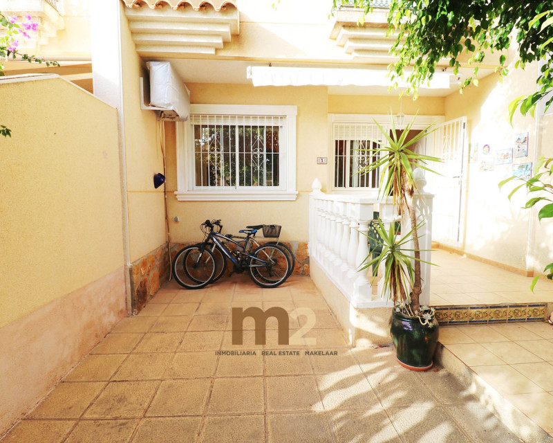 Herverkoop - Bungalow - Guardamar del Segura - Urb. Pinomar