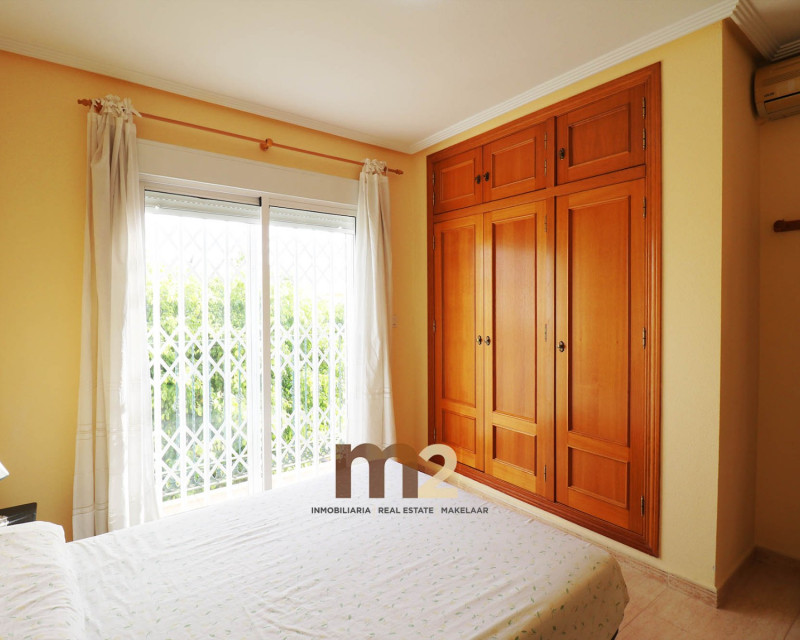 Herverkoop - Bungalow - Guardamar del Segura - Urb. Pinomar