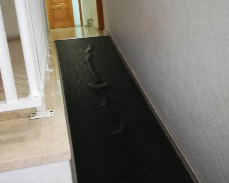 Alquiler a largo plazo - Apartamento / piso - Guardamar del Segura - Mercadona