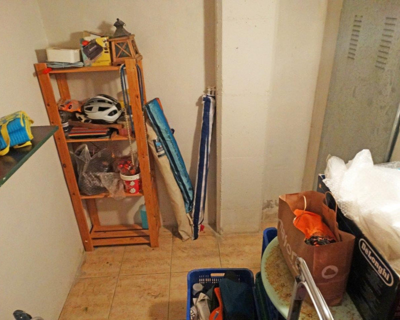 Sale - Garage - Guardamar del Segura - Mercadona