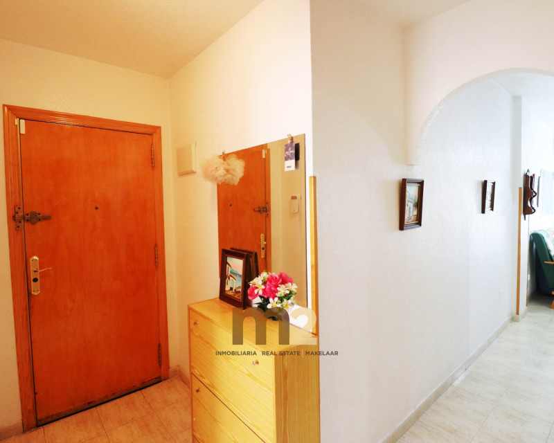 Segunda mano - Apartamento / piso - Guardamar del Segura - Mercadona