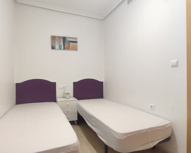 Alquiler a largo plazo - Apartamento / piso - Guardamar del Segura - Mercadona