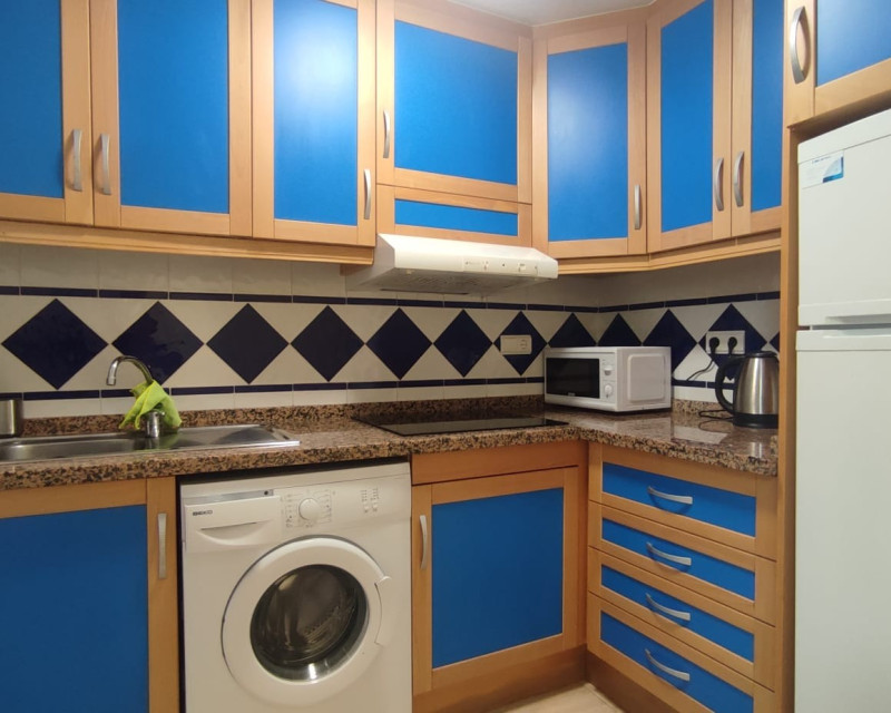 Alquiler a largo plazo - Apartamento / piso - Guardamar del Segura - Mercadona