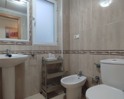 Alquiler a largo plazo - Apartamento / piso - Guardamar del Segura - Mercadona