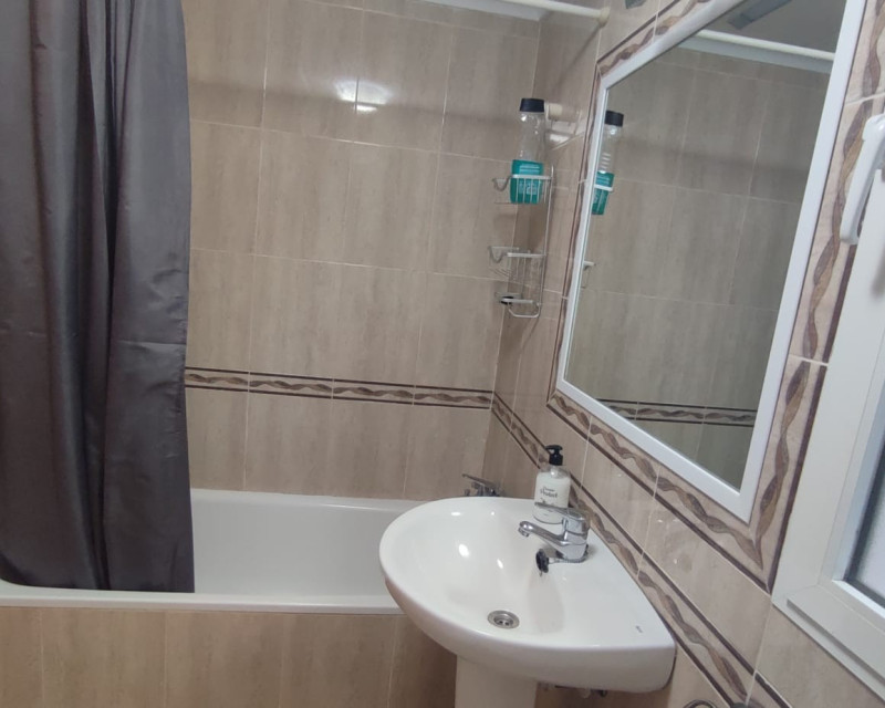 Alquiler a largo plazo - Apartamento / piso - Guardamar del Segura - Mercadona