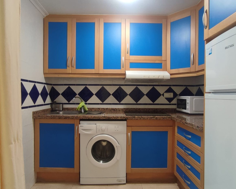 Alquiler a largo plazo - Apartamento / piso - Guardamar del Segura - Mercadona