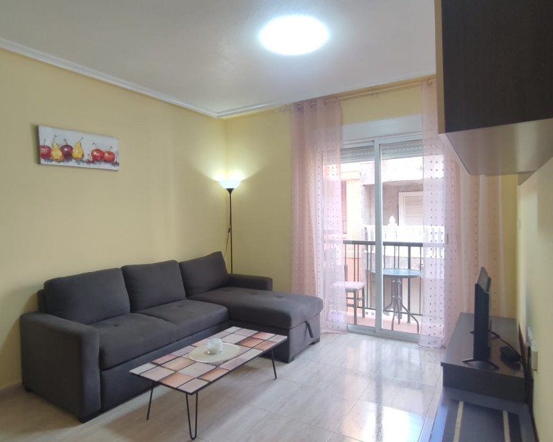 Alquiler a largo plazo - Apartamento / piso - Guardamar del Segura - Mercadona