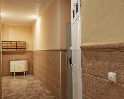 Alquiler a largo plazo - Apartamento / piso - Guardamar del Segura - Mercadona