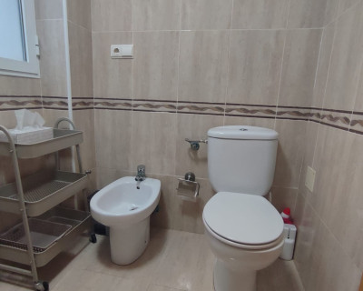 Alquiler a largo plazo - Apartamento / piso - Guardamar del Segura - Mercadona