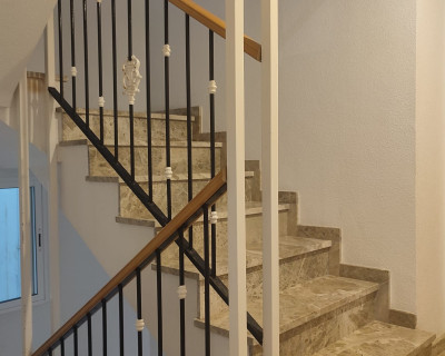 Alquiler a largo plazo - Apartamento / piso - Guardamar del Segura - Mercadona