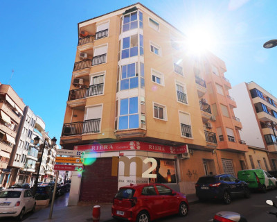 Alquiler a largo plazo - Apartamento / piso - Guardamar del Segura - Centro