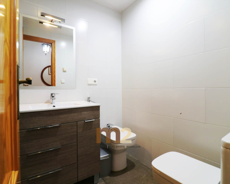 Alquiler a largo plazo - Apartamento / piso - Guardamar del Segura - Centro