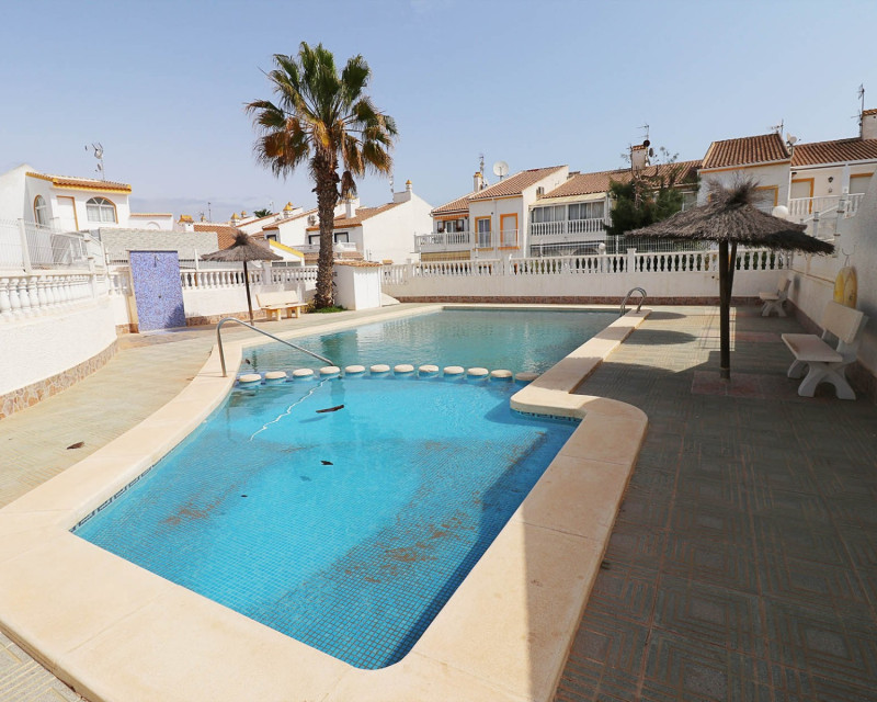 Sale - Bungalow - Guardamar del Segura - Urb. Edén