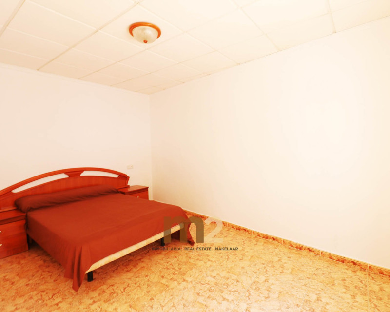 Alquiler a largo plazo - Apartamento / piso - Guardamar del Segura - Centro