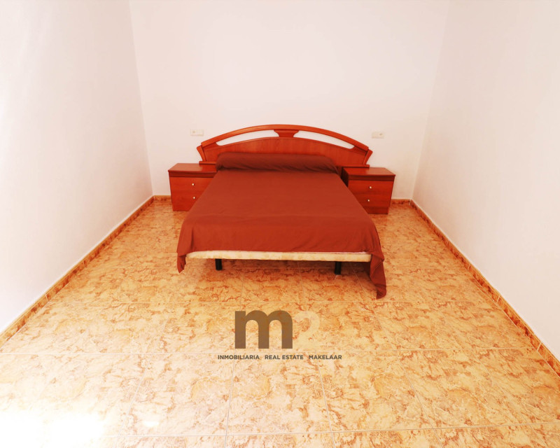 Alquiler a largo plazo - Apartamento / piso - Guardamar del Segura - Centro