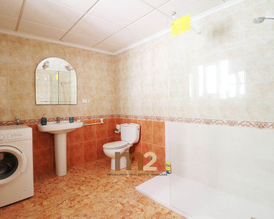 Alquiler a largo plazo - Apartamento / piso - Guardamar del Segura - Centro