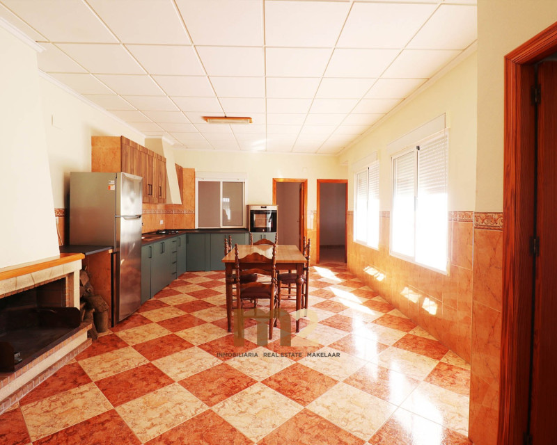 Alquiler a largo plazo - Apartamento / piso - Guardamar del Segura - Centro