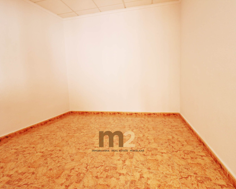Alquiler a largo plazo - Apartamento / piso - Guardamar del Segura - Centro