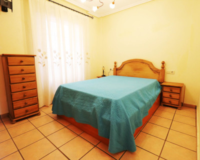 Alquiler a largo plazo - Bungalow - Guardamar del Segura - Urb. Los Estaños