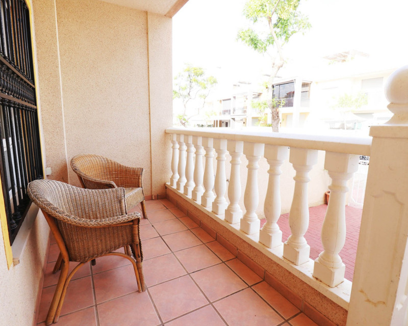 Alquiler a largo plazo - Bungalow - Guardamar del Segura - Urb. Los Estaños