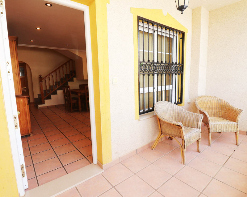 Alquiler a largo plazo - Bungalow - Guardamar del Segura - Urb. Los Estaños