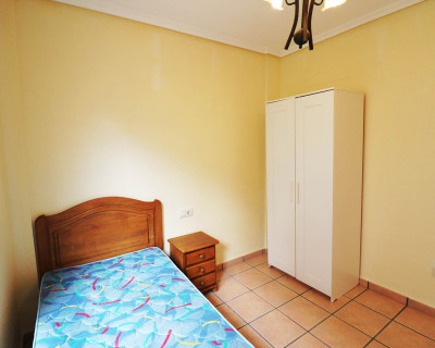 Alquiler a largo plazo - Bungalow - Guardamar del Segura - Urb. Los Estaños