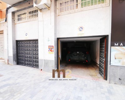 Segunda mano - Local comercial - Torrevieja - Centro