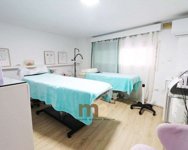 Segunda mano - Local comercial - Torrevieja - Centro